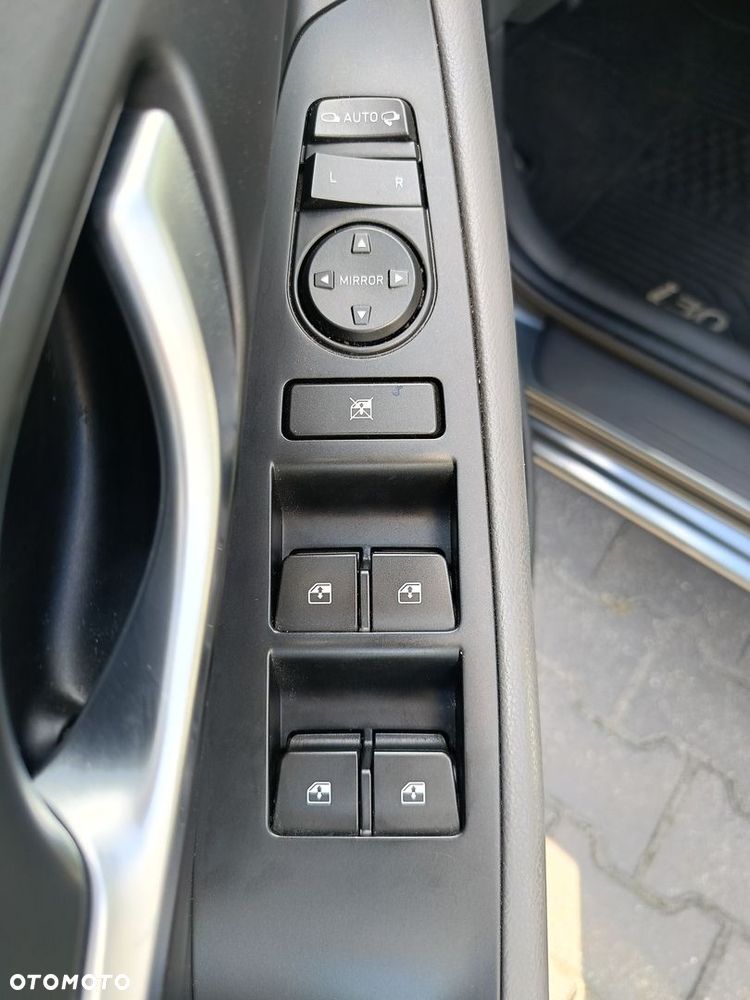 Hyundai i30 1.5 DPI Comfort - 12