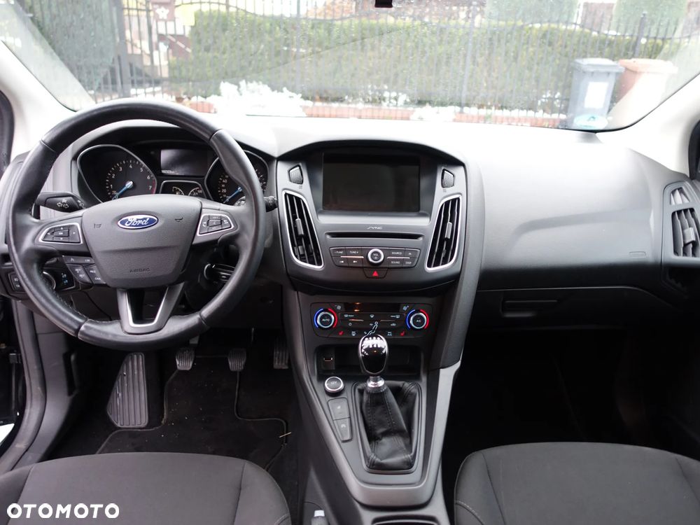 Ford Focus 1.0 EcoBoost Trend Sport - 10