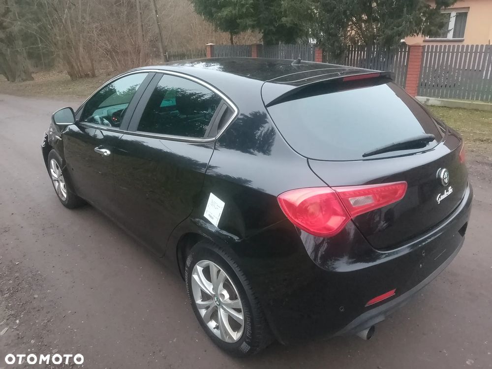 Alfa Romeo Giulietta - 5