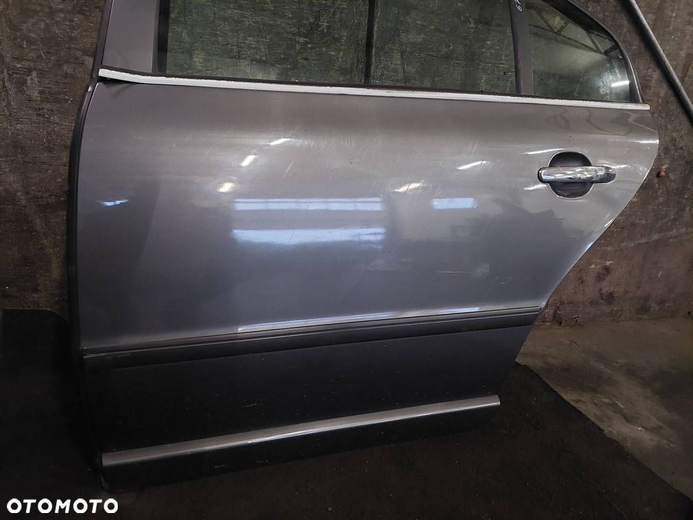 DRZWI KOMPLETNE LEWY TYŁ SKODA SUPERB I SEDAN 9152 - 3