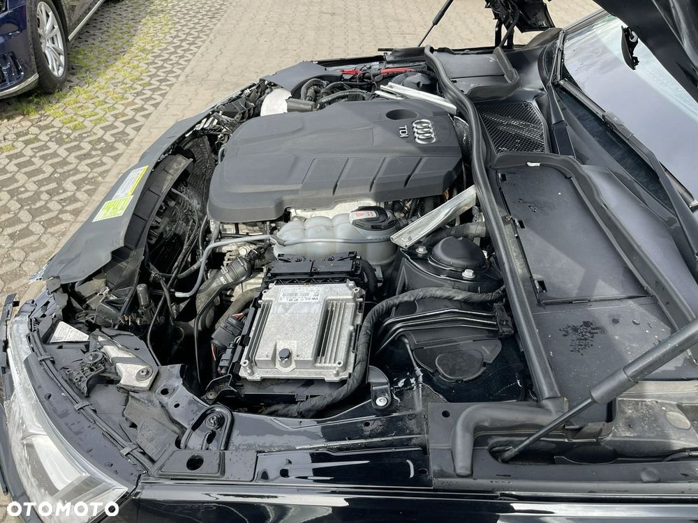 Audi A4 Avant 40 TDI quattro S tronic - 13
