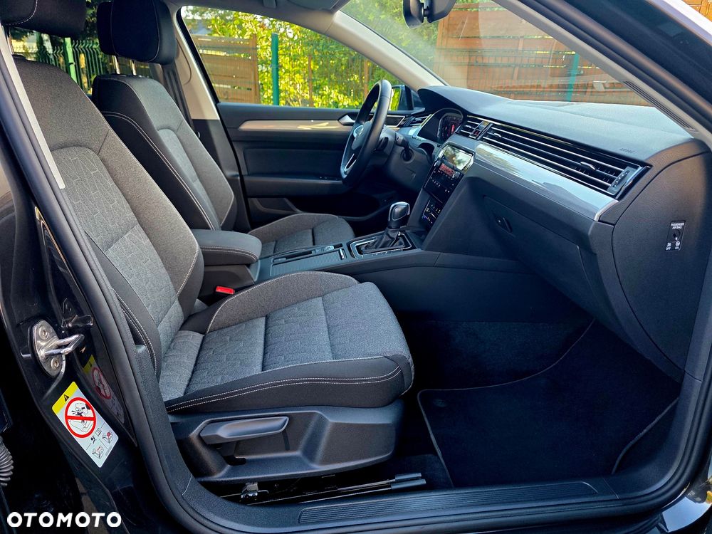 Volkswagen Passat Variant 1.5 TSI ACT mHEV Business Plus DSG - 30