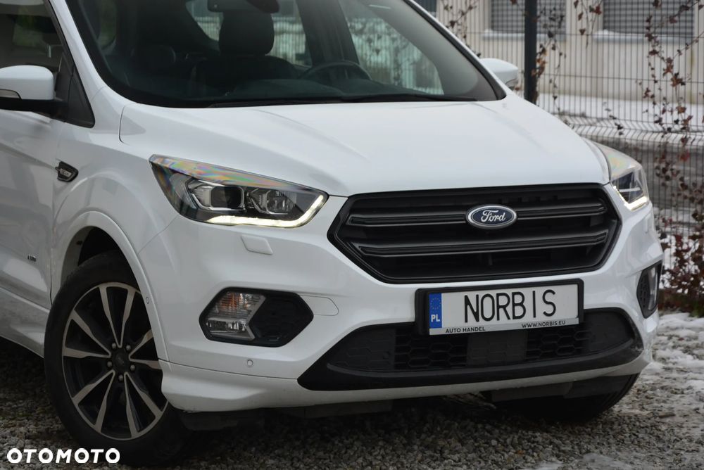 Ford Kuga 2.0 TDCi 4x4 ST-Line - 23