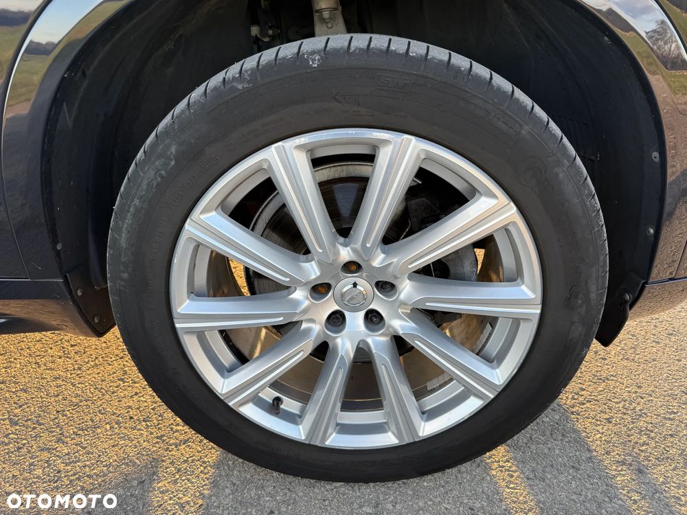 Volvo XC 90 D5 SCR AWD Momentum - 5