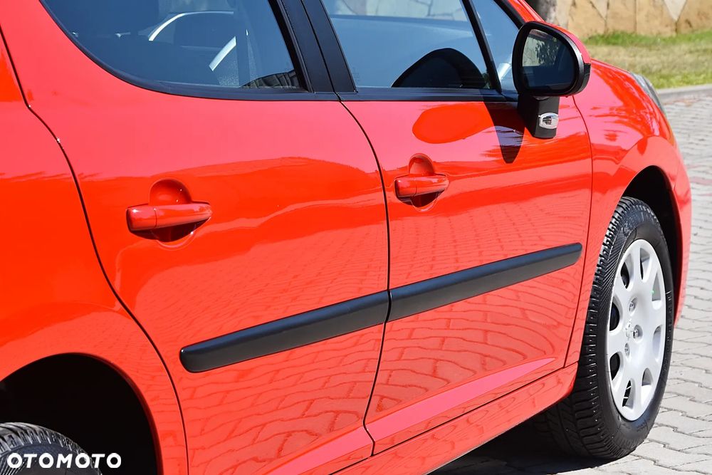 Peugeot 207 1.4 Millesim 200 - 33