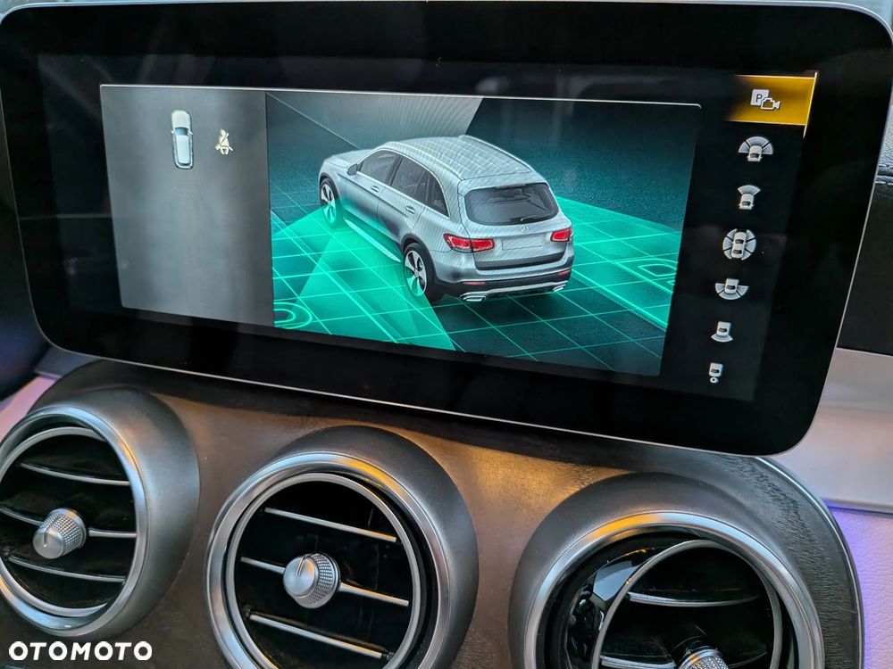 Mercedes-Benz GLC 220 d 4-Matic - 33