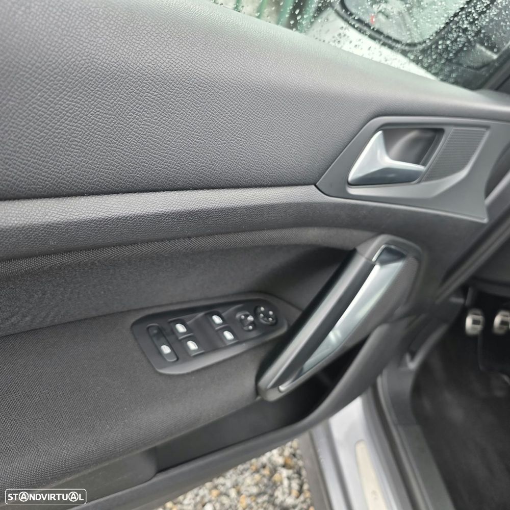 Peugeot 308 1.6 BlueHDi Style - 17