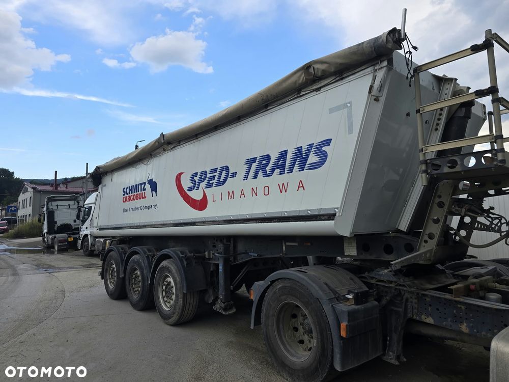 Schmitz Cargobull 27m3 5300kg 50000 netto - 1
