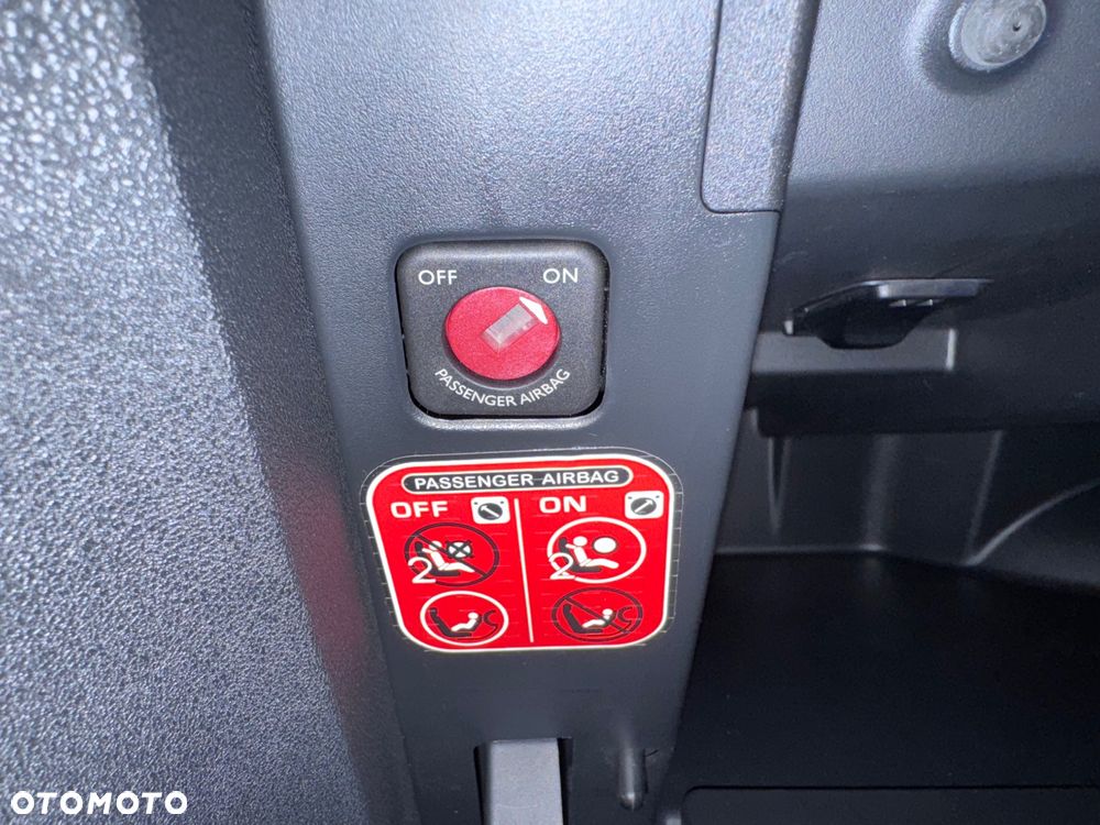 Citroën C4 VTi 120 Exclusive - 33