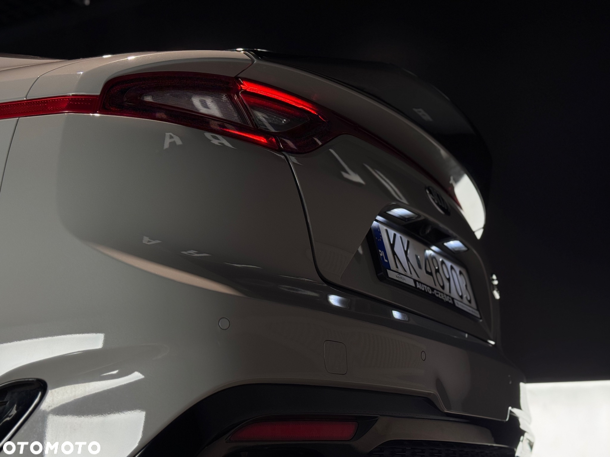 Kia Stinger 3.3 T-GDI V6 GT AWD - 11