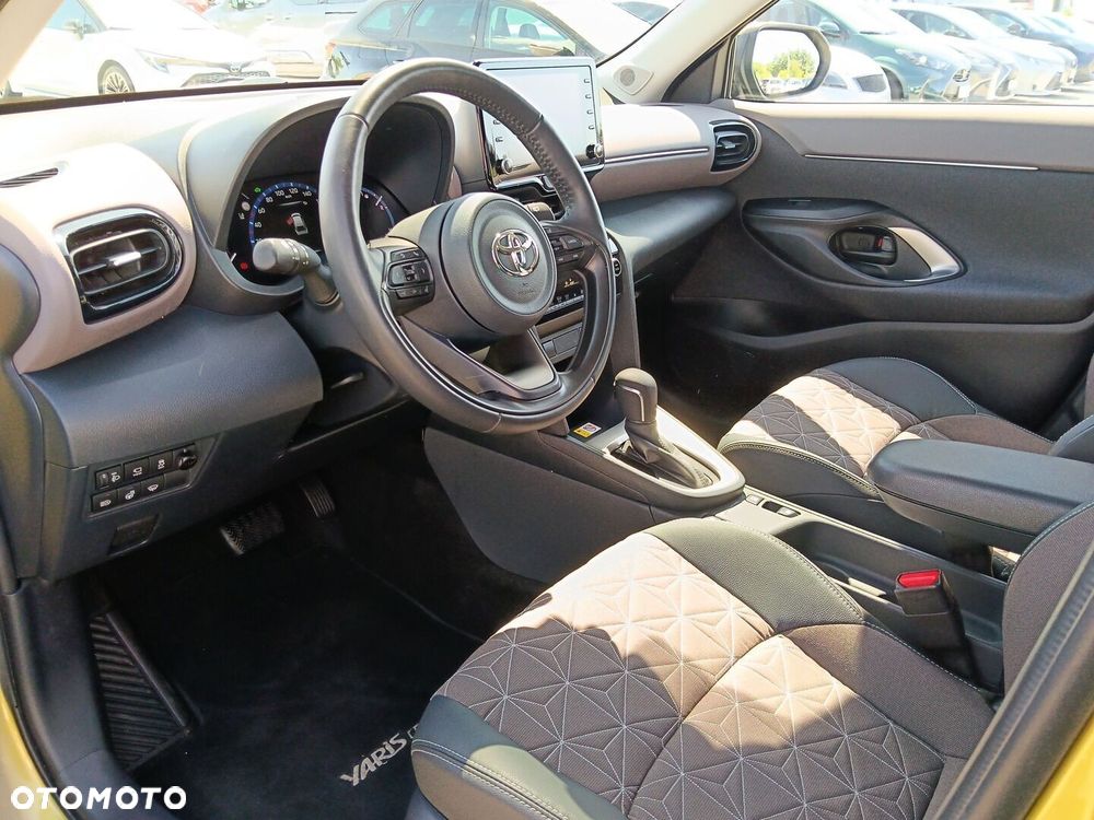 Toyota Yaris Cross - 10