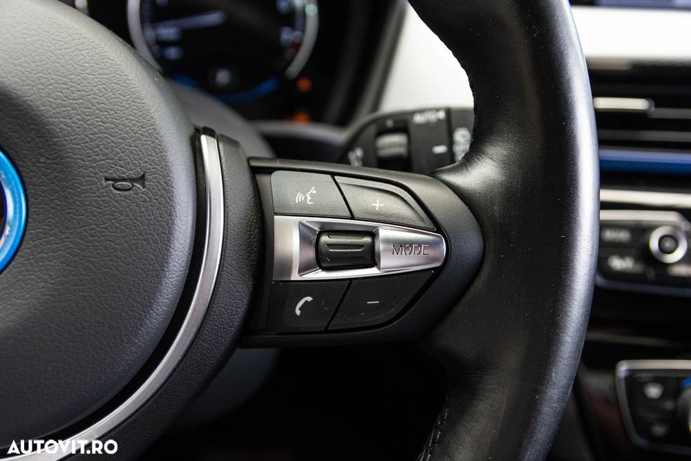 BMW X1 xDrive25e AT PHEV - 23