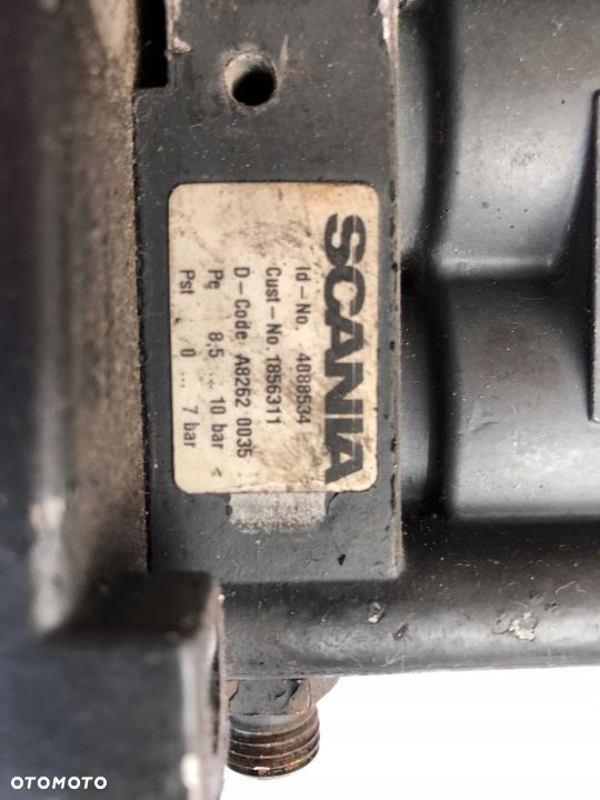 ZAWÓR EGR SCANIA 4088534 - 5