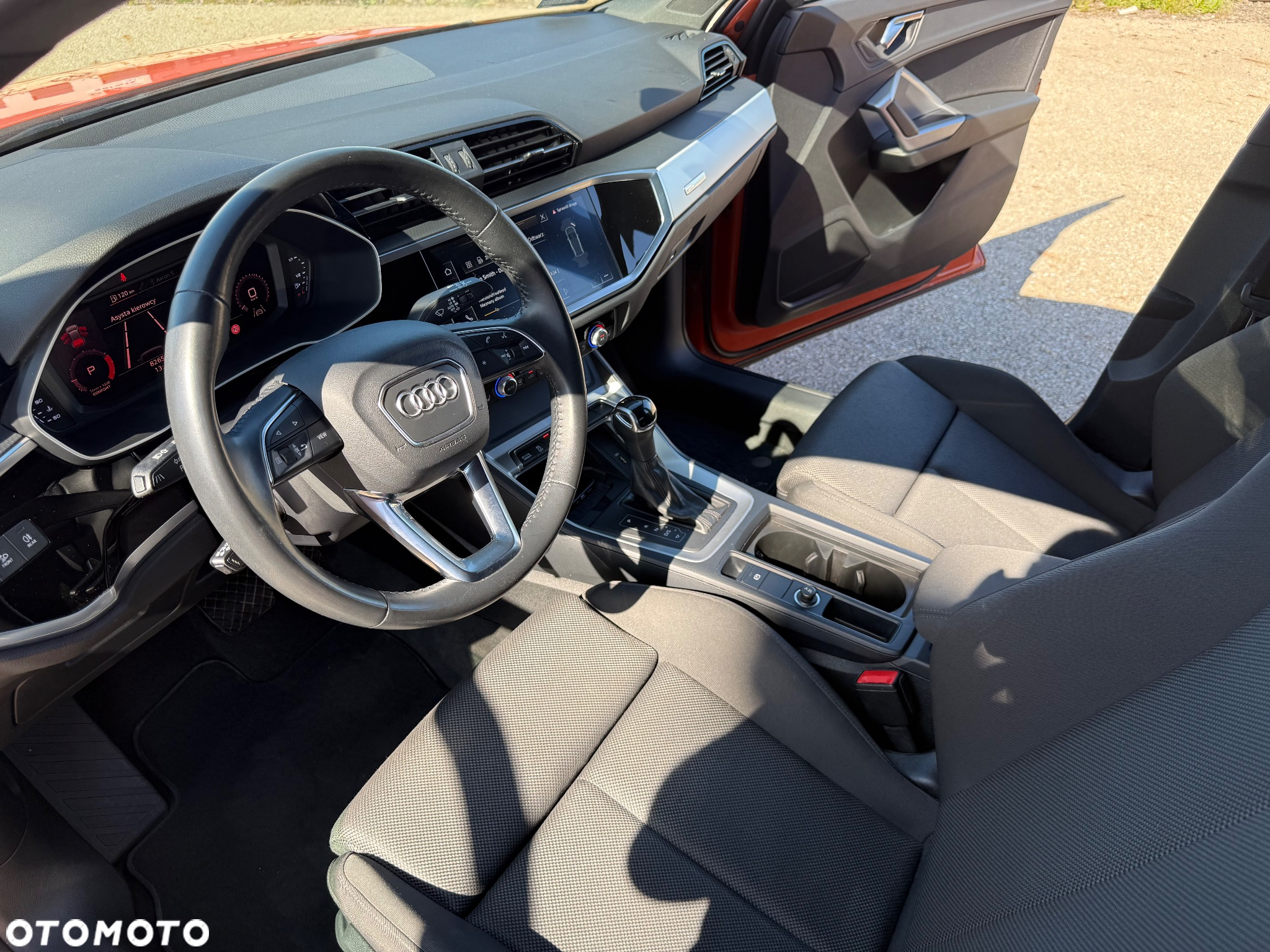 Audi Q3 - 18