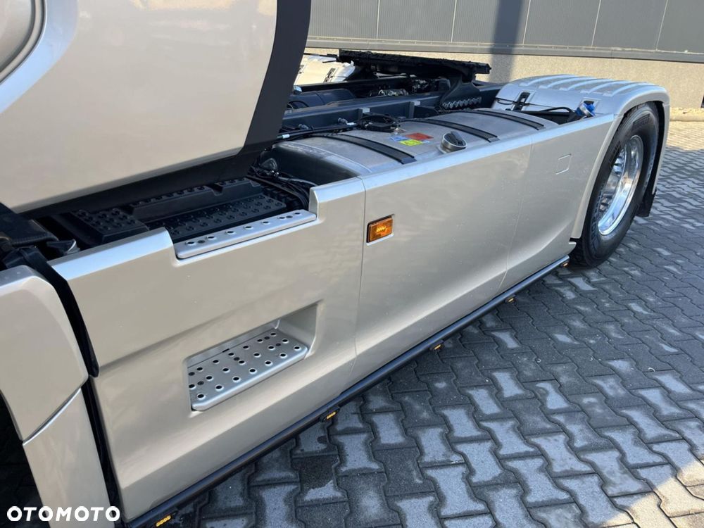 Scania R560A4X2NB Hydraulika Osłony Halogeny - 11