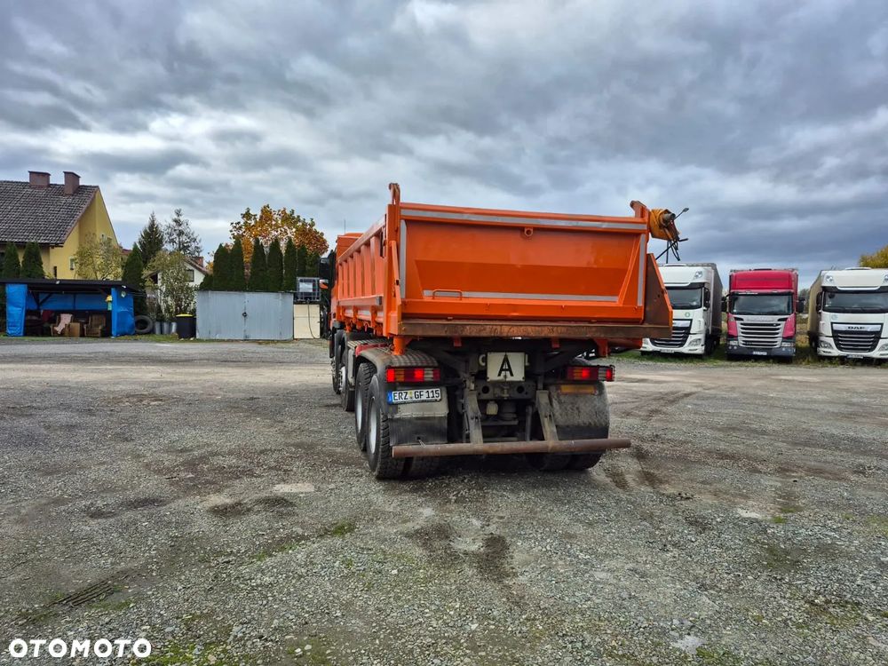 Mercedes-Benz Actros - 7