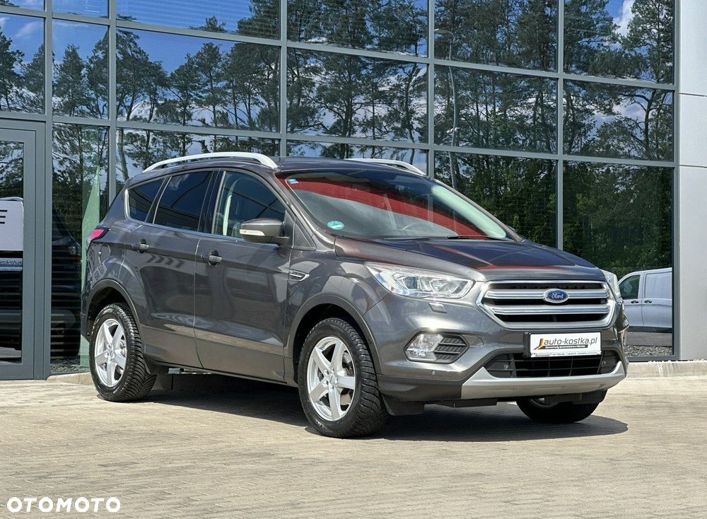 Ford Kuga 1.5 EcoBoost 2x4 Titanium - 6