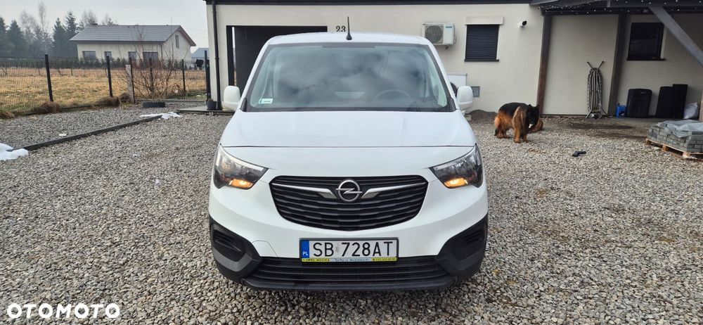 Opel COMBO - 1
