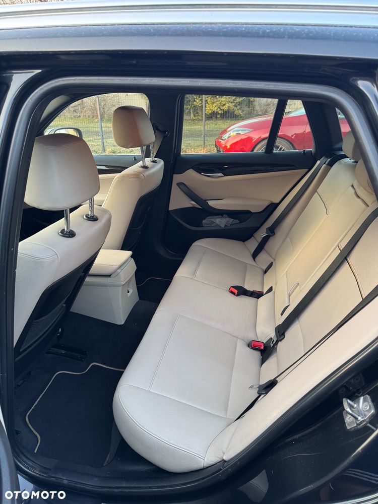 BMW X1 - 10