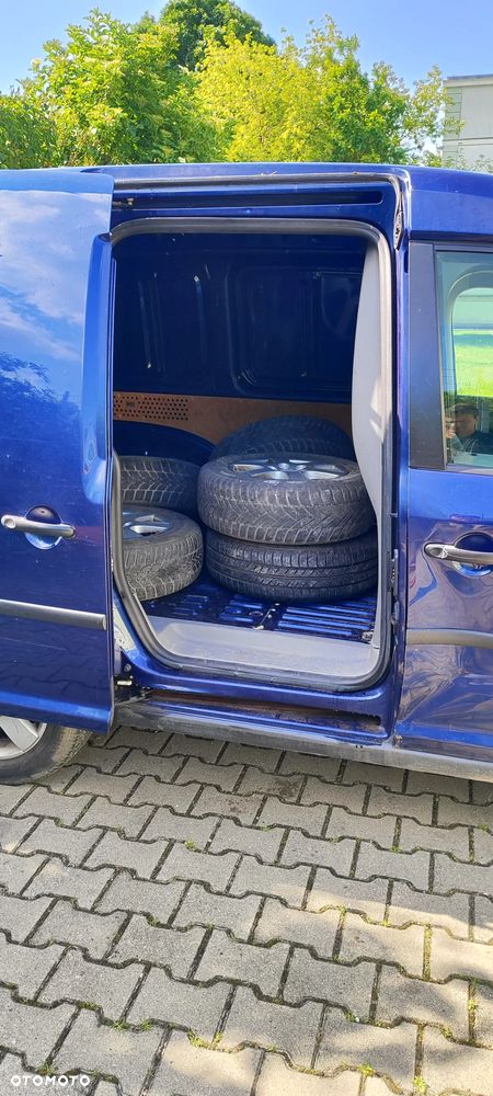 Volkswagen Caddy Mixt - 4