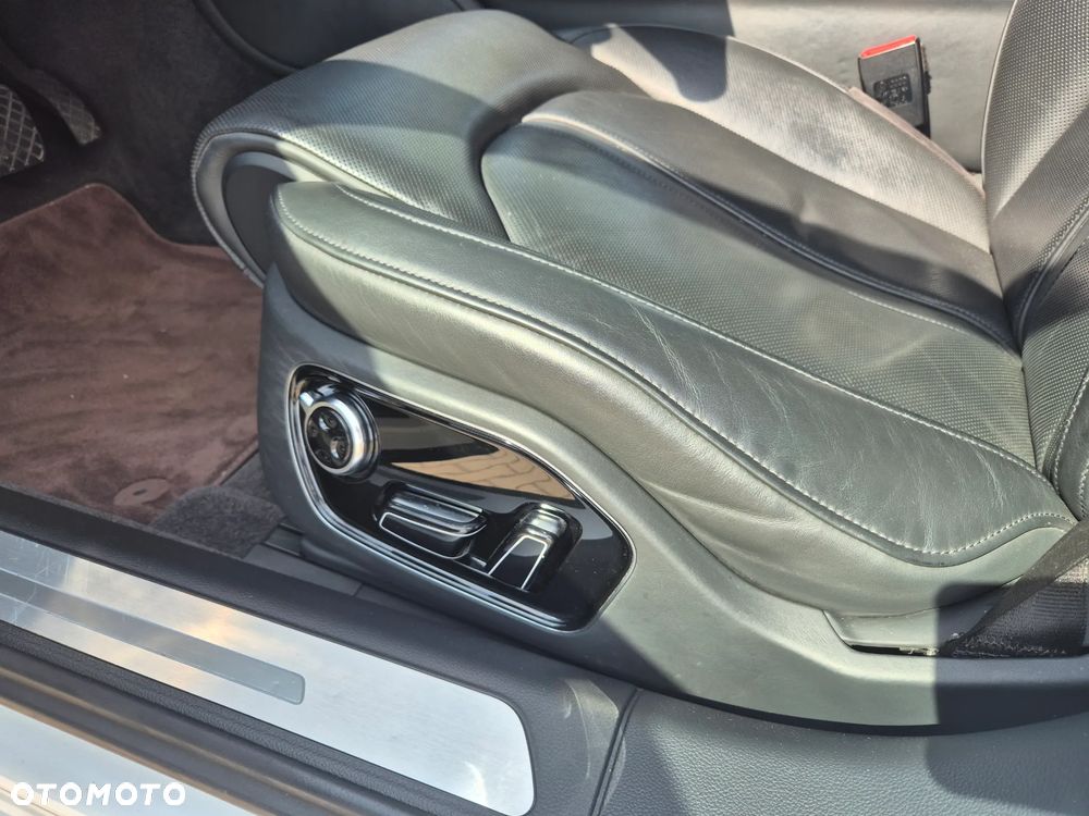 Audi A8 4.0 TFSI cylinder on demand quattro tiptronic - 21