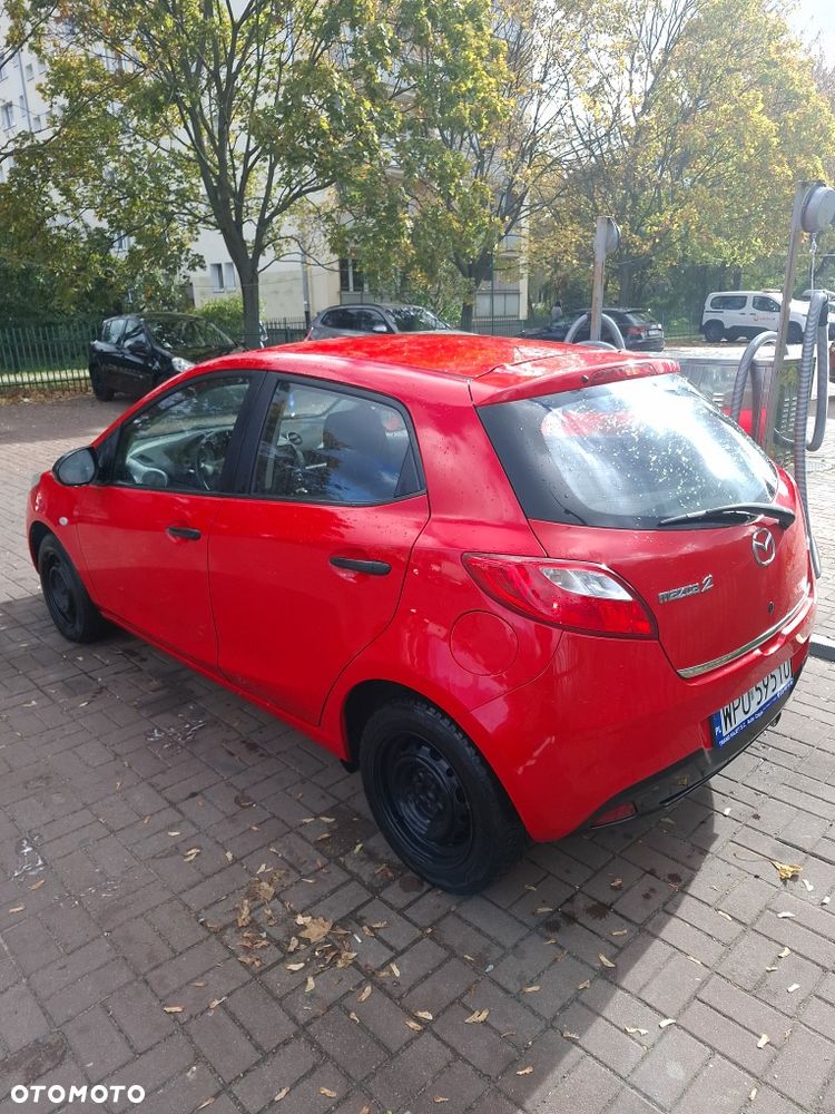 Mazda 2 - 3