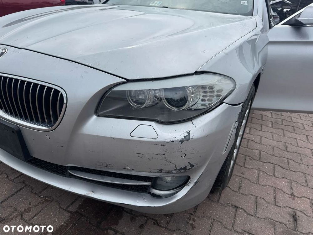 BMW Seria 5 535i - 23