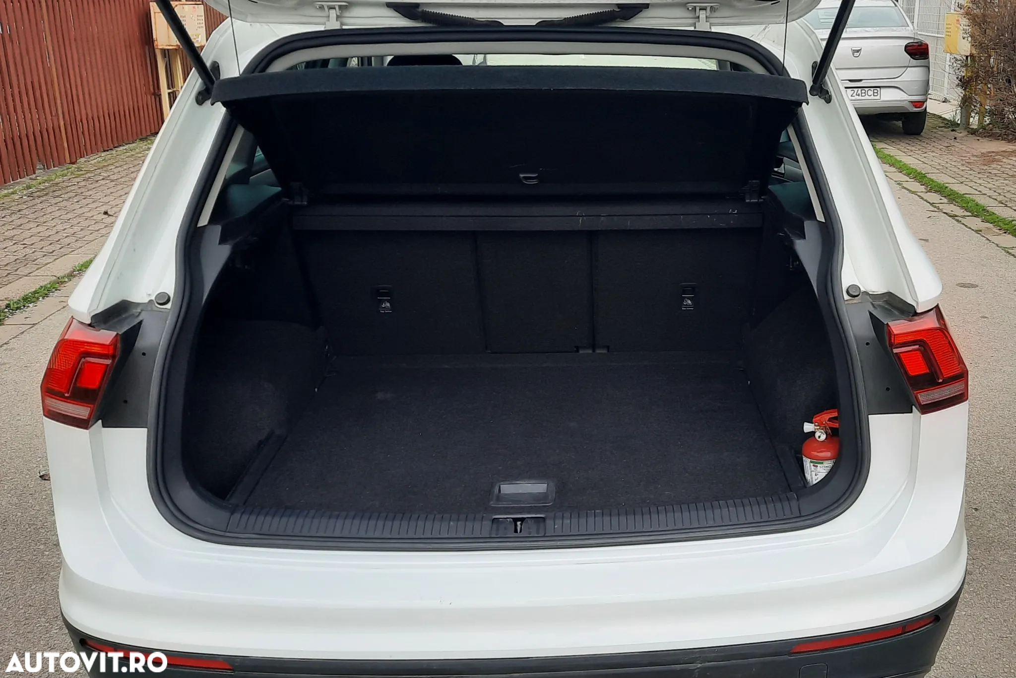 Volkswagen Tiguan 2.0 TDI 4Mot DSG Comfortline - 5