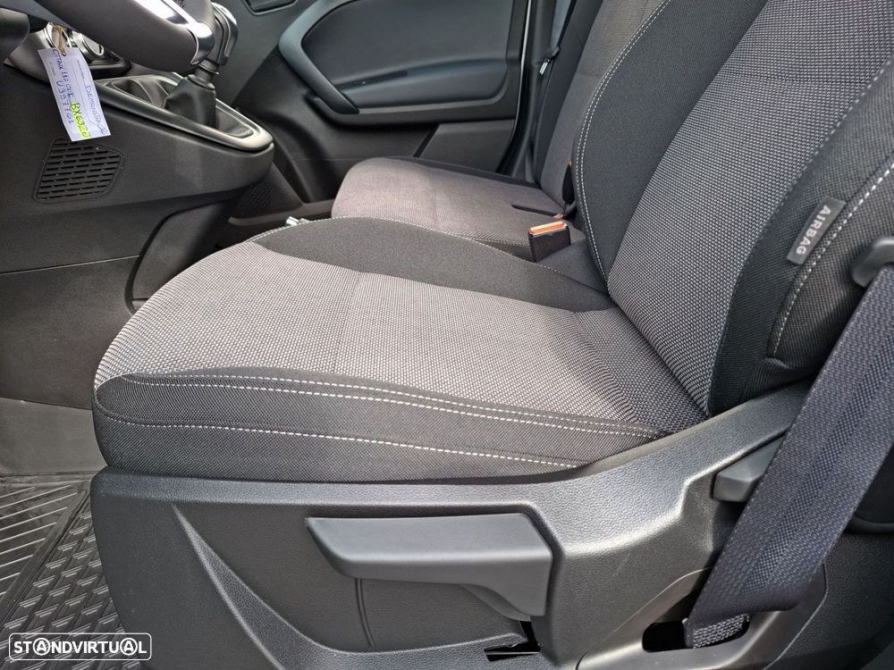 Mercedes-Benz Citan Furgão Standard 112/27 - 15