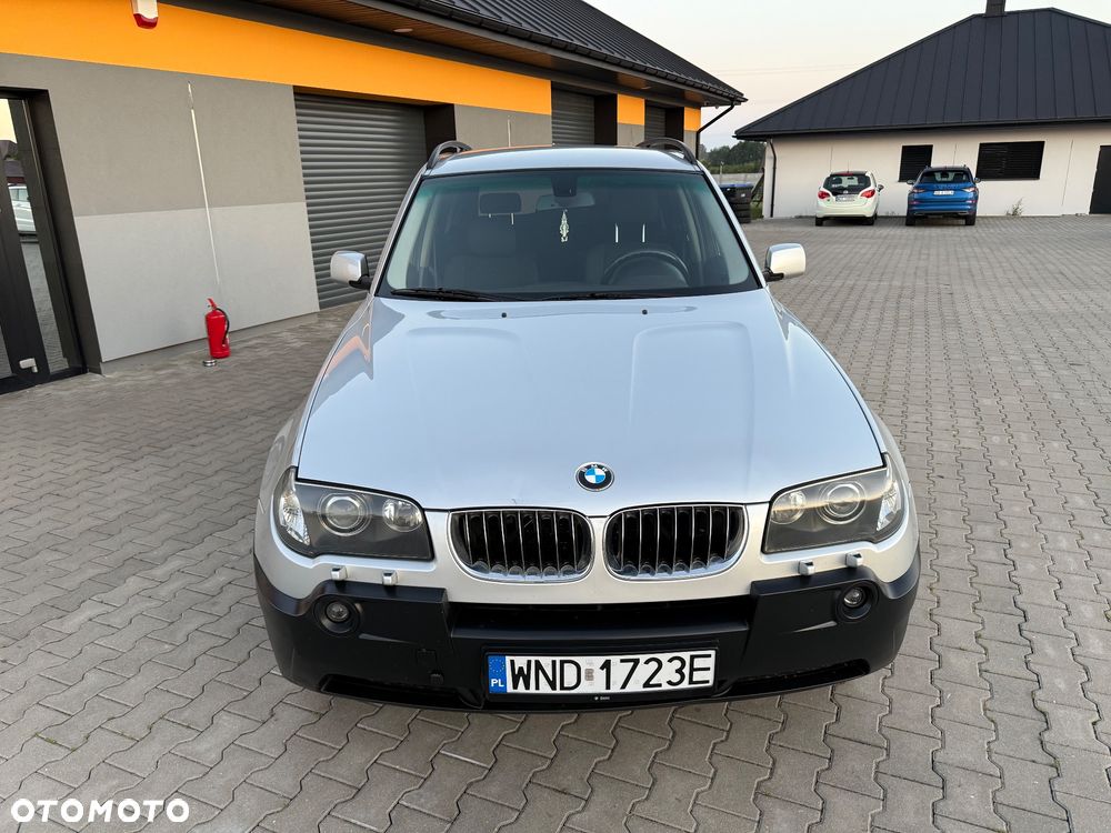 BMW X3 2.5i - 10