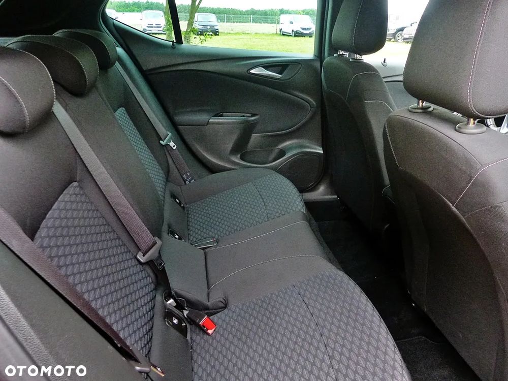 Opel Astra 1.2 T Edition S&S - 25