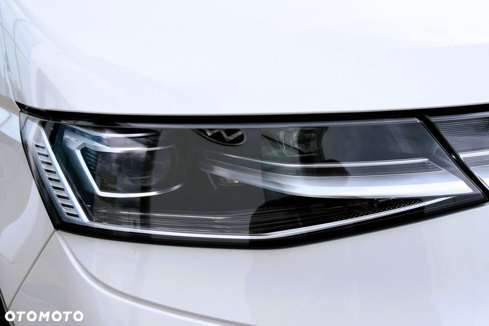 Volkswagen Multivan - 8