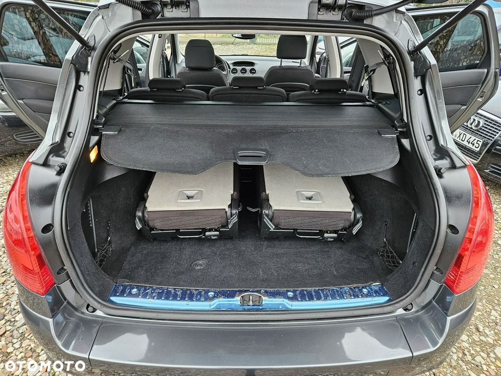Peugeot 308 - 24