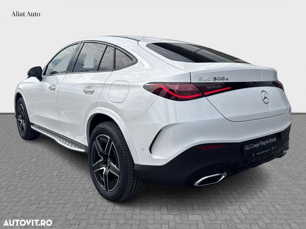 Mercedes-Benz GLC Coupe 300 e 4MATIC - 2