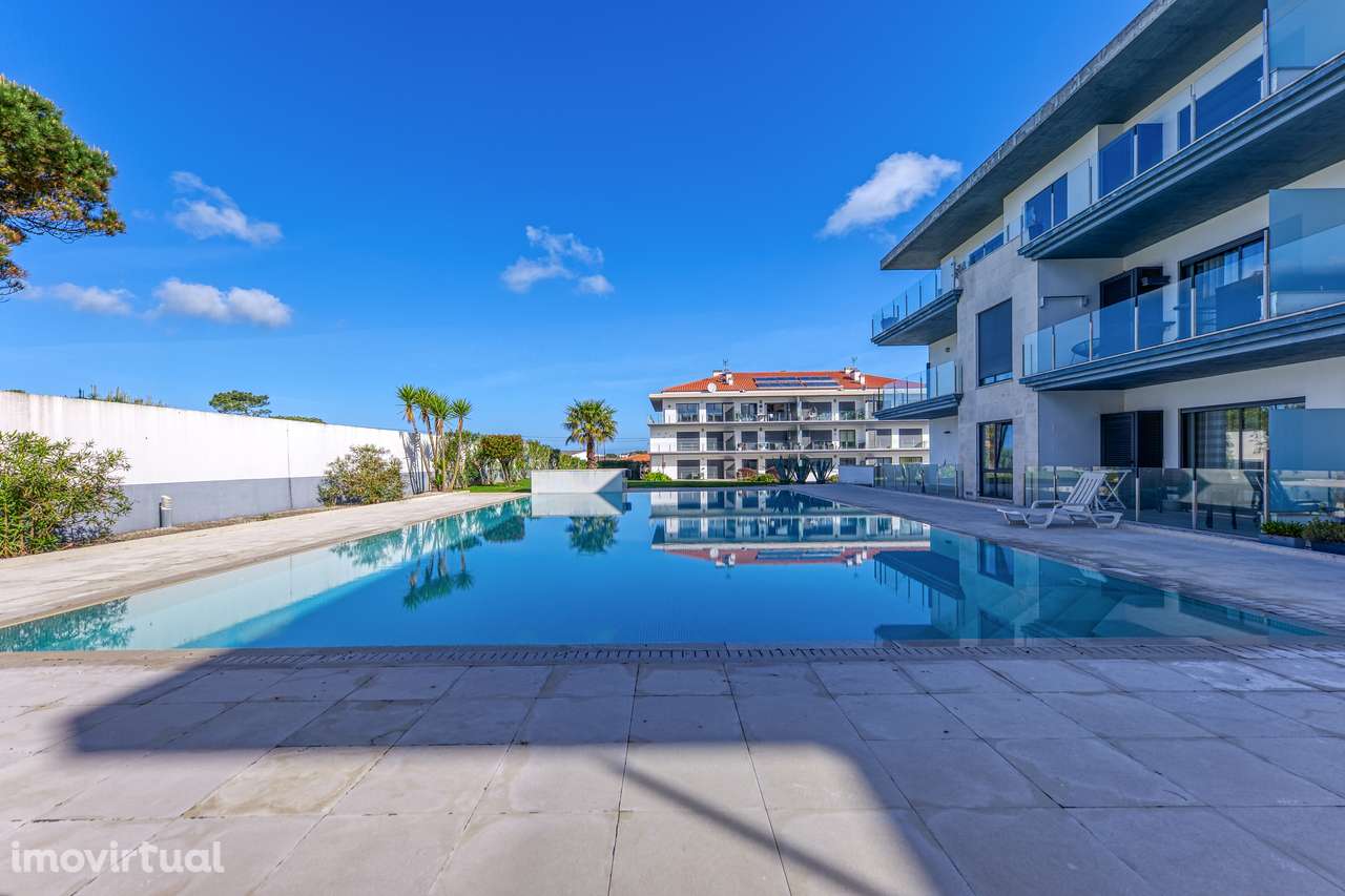 Apartamento T2, piscina e lugar de estacionamento - S Martinho Porto - Grande imagem: 3/43