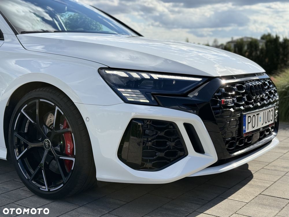Audi RS3 Limousine TFSI Quattro S tronic - 4