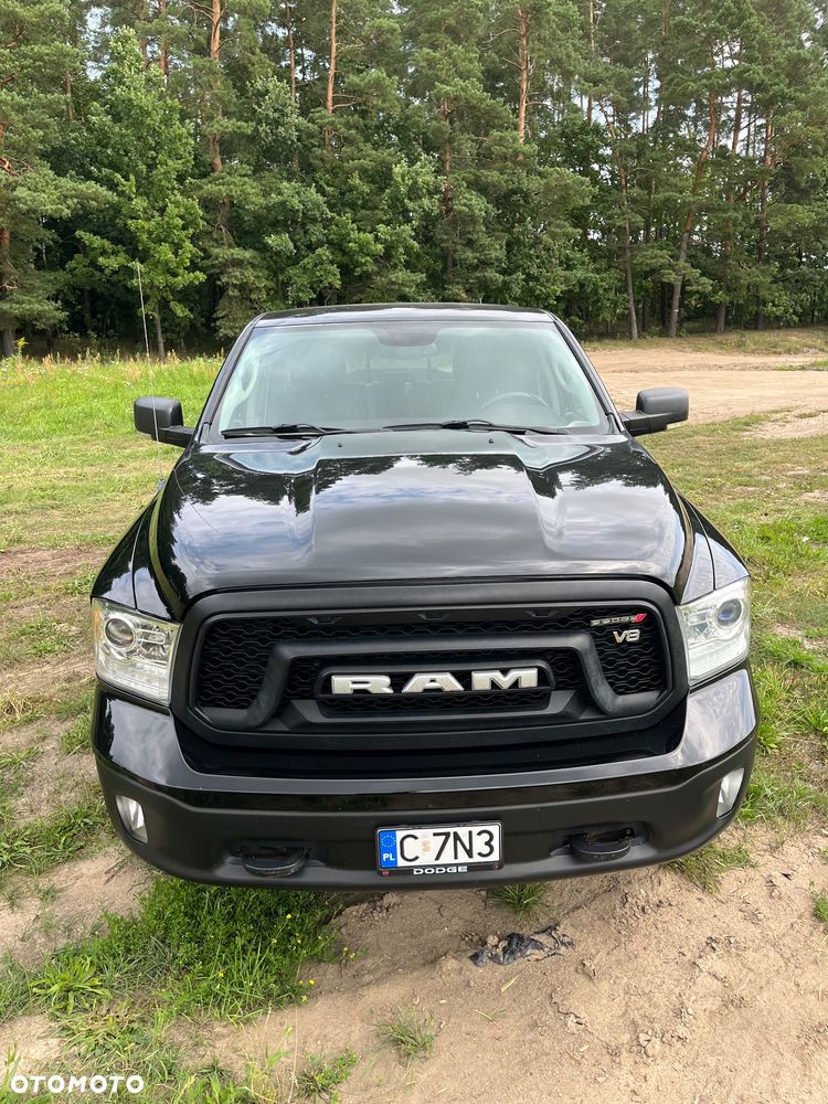 Dodge RAM - 12