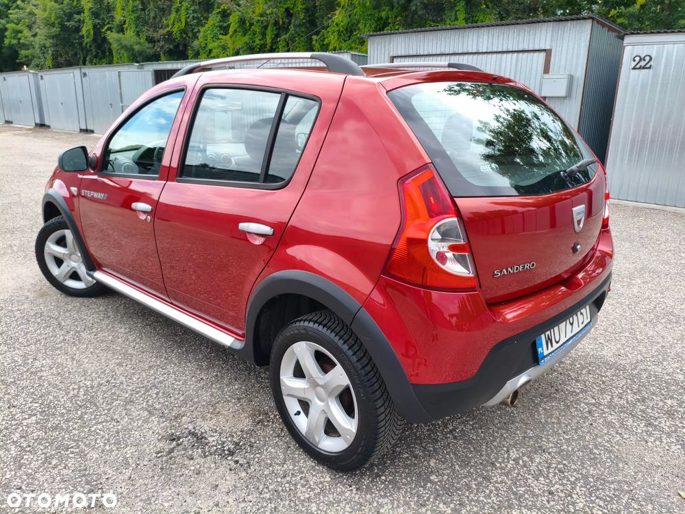Dacia Sandero Stepway 1.6 - 2