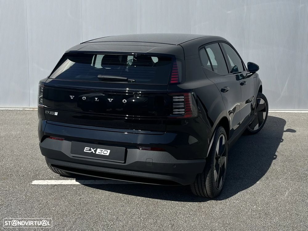 Volvo EX30 69 kWh Single Motor Extended Range Plus - 2