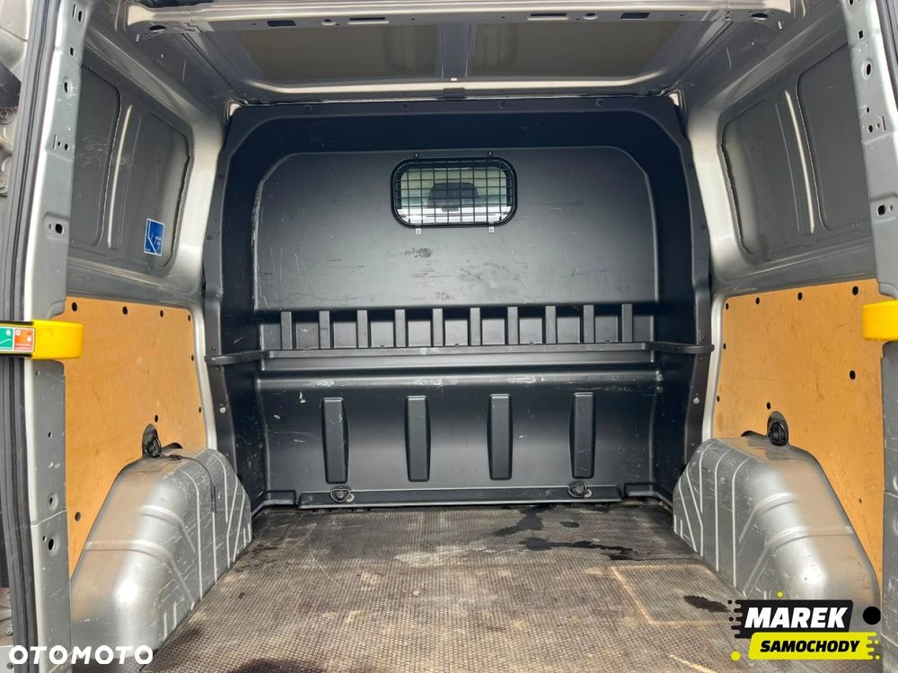 Ford Transit Custom - 11