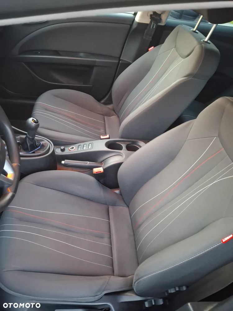 Seat Leon 1.6 TDI Ecomotive Reference - 5