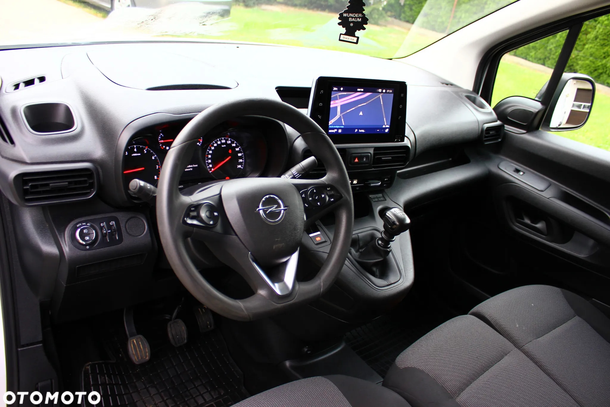 Opel Combo 1.5 CDTI 102KM LONG L2 3 OSOBOWY  NAVIGACJA KAMERA COFANIA CLIMATRONIC DWUSTREFOWY - 26