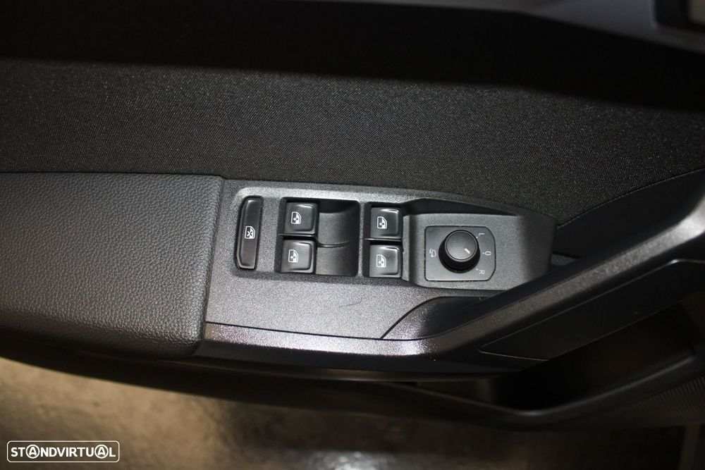 SEAT Arona 1.0 TSI FR - 18