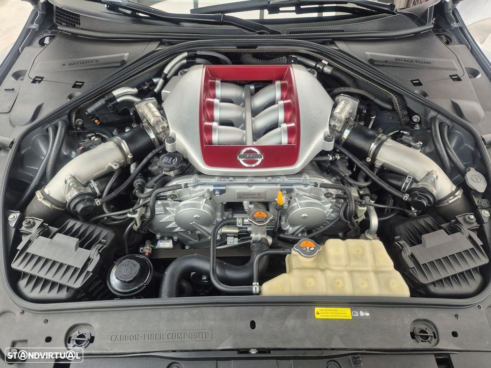 Nissan GT-R 3.8 V6 Black Edition - 20