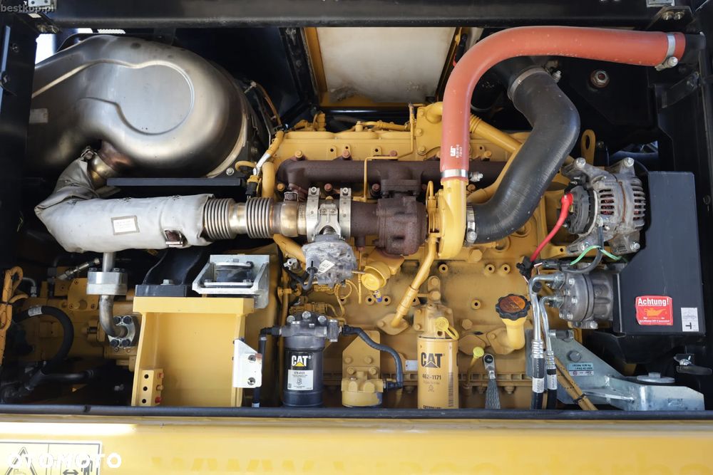 Caterpillar M318F - 38