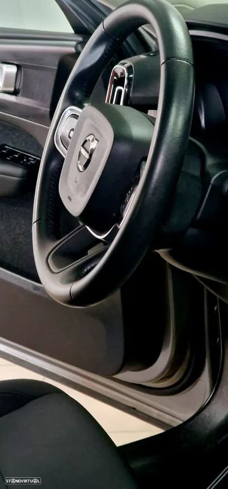 Volvo XC 40 1.5 T2 Momentum Plus Geartronic - 54