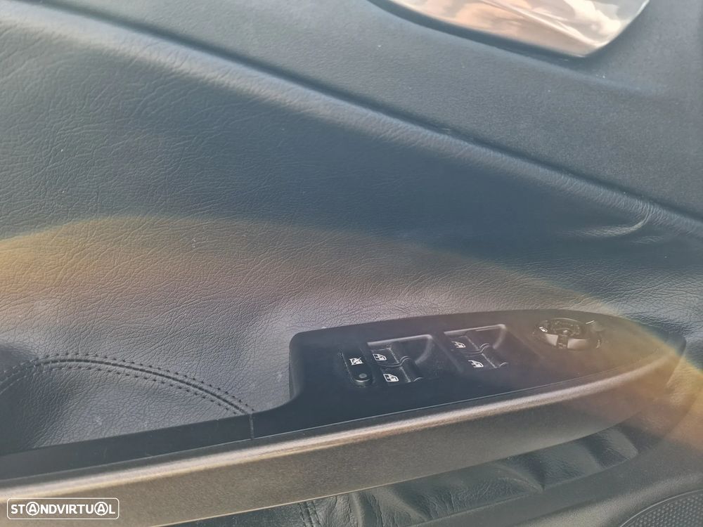 Alfa Romeo Giulietta 1.6 JTDM Exclusive - 12