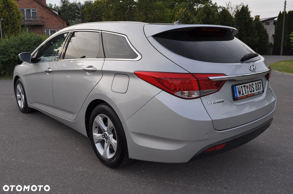 Hyundai i40 i40cw 1.7 CRDi Fifa World Cup Edition - 2