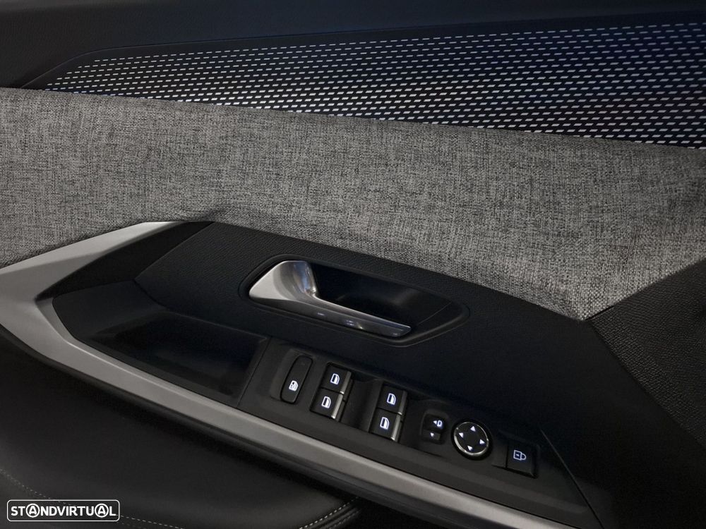 Peugeot E-3008 73 kWh GT - 26