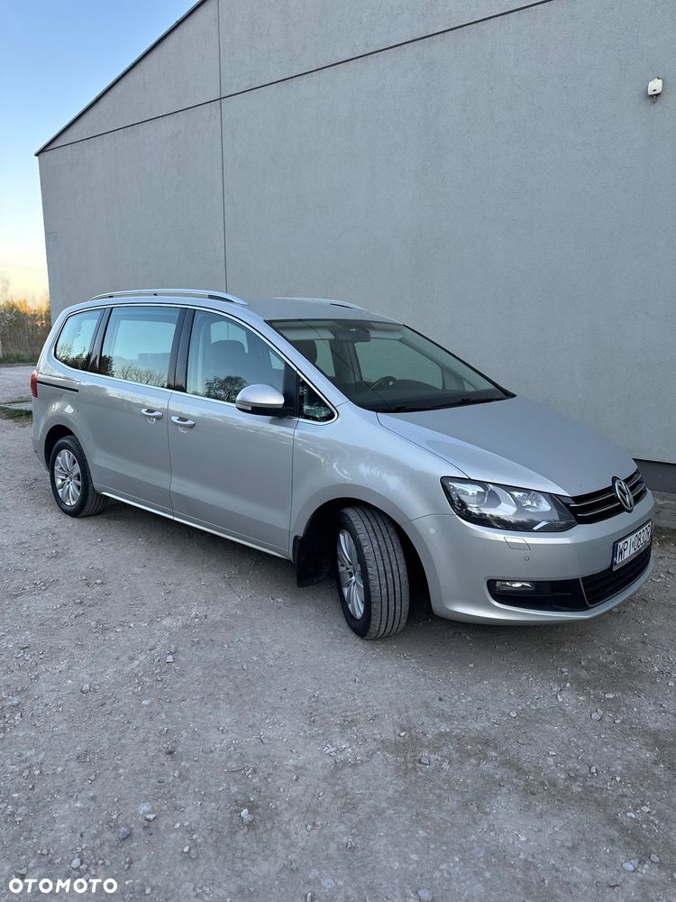 Volkswagen Sharan 2.0 TDI 4Motion BlueMotion Technology Highline - 11